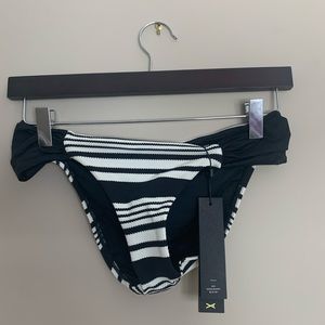 NWT Vitamin A bikini bottoms